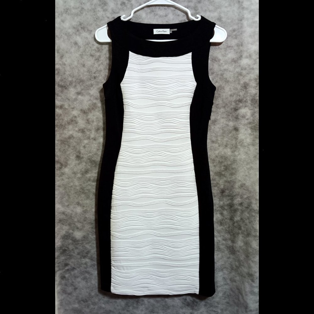 Sweet Calvin Klein dress Wmns Sz 4 Cocktail Textured Lined White Black Side Zip